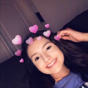 Meet your Posher, Savannah